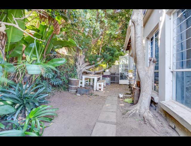 2 BEDROOM SECTIONAL TITLE FOR SALE IN DOUGLASDALE